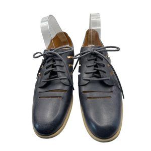 Born Jakob women’s size 10M Yankee Blue leather uppers and lining lace shoes